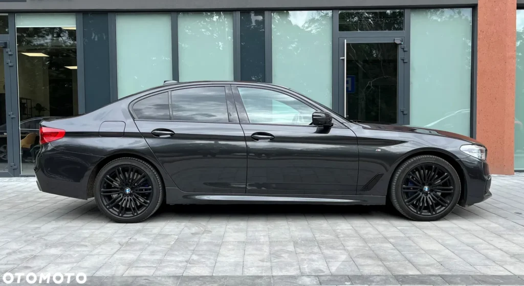 BMW Seria 5 540d xDrive M Sport sport