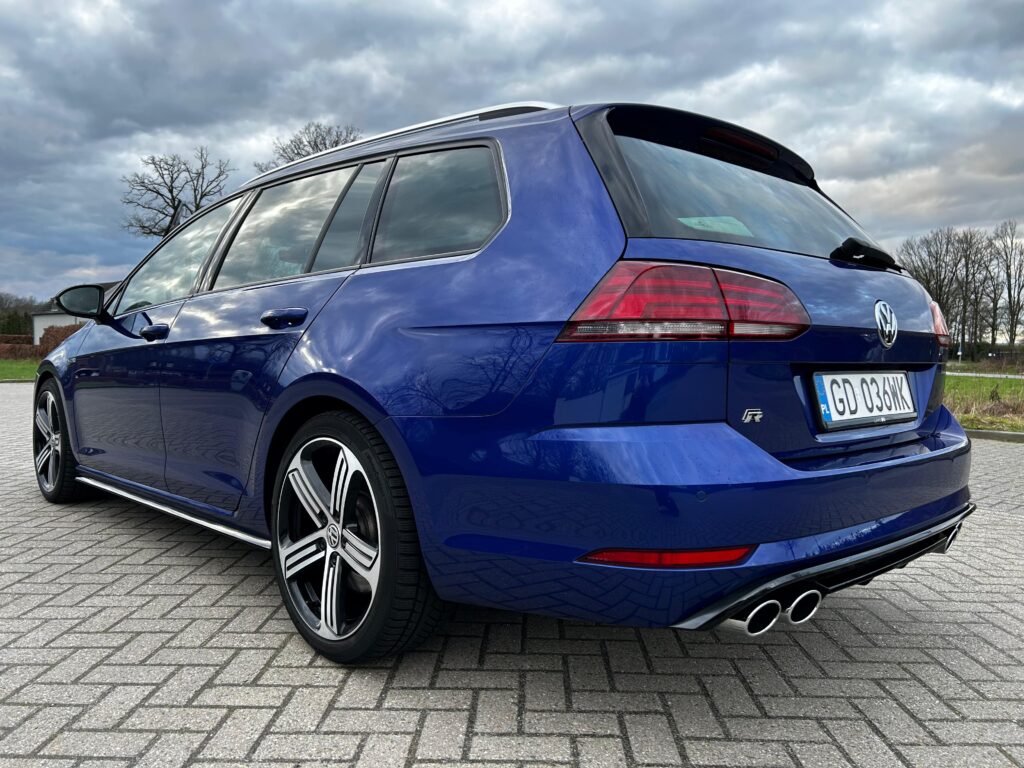 Volkswagen Golf VII 2.0 TSI BMT 4Mot R DSG