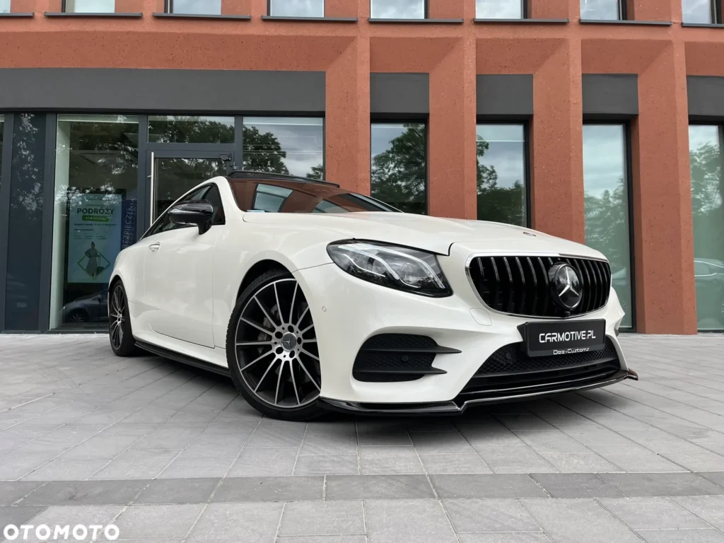 Mercedes-Benz Klasa E 400 Coupe 4-Matic 9G-TRONIC