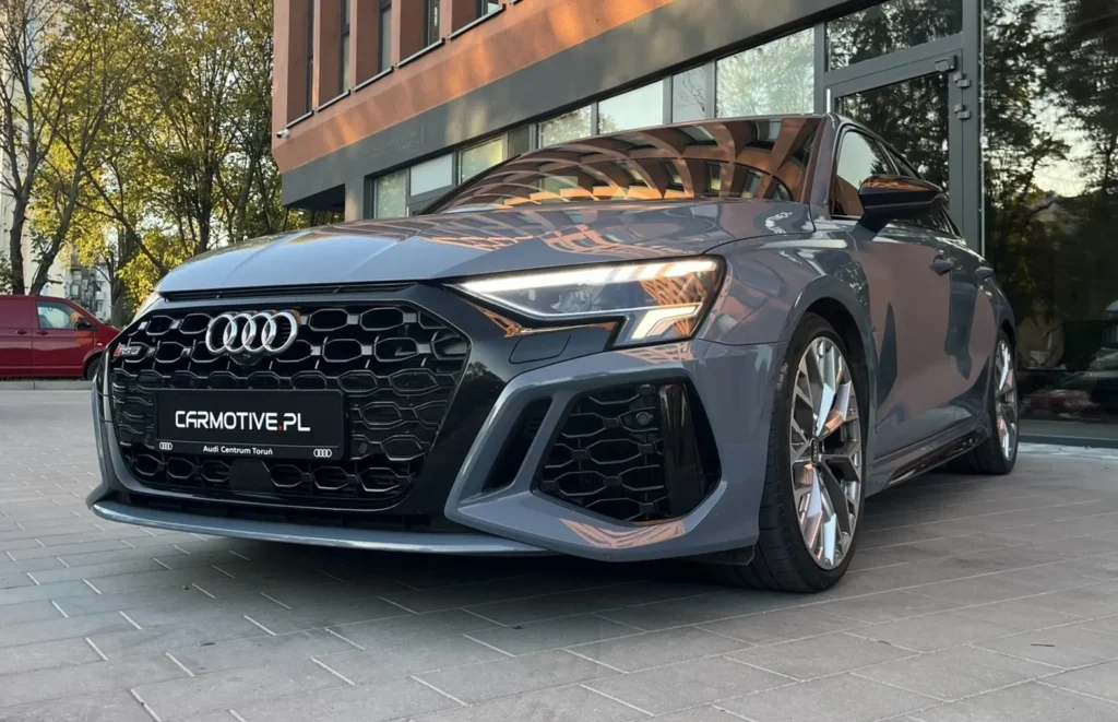 Audi RS3 TFSI Quattro S tronic