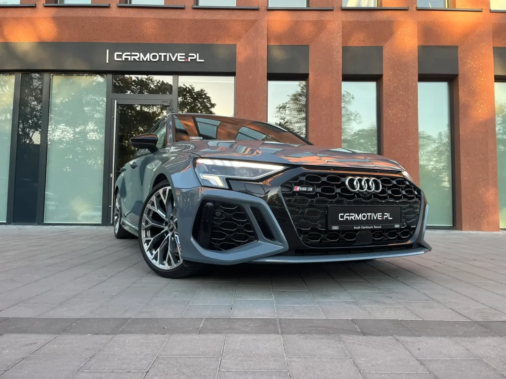 Audi RS3 TFSI Quattro S tronic