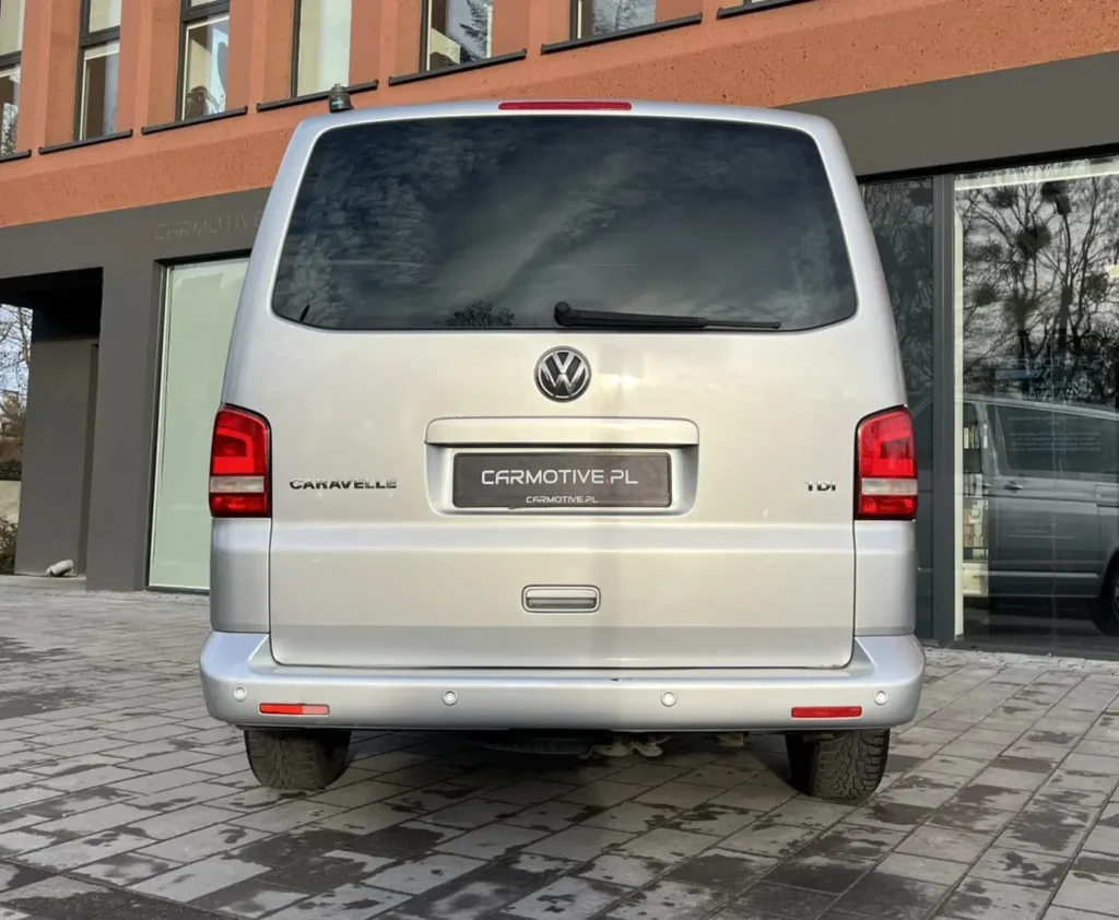 Volkswagen Transporter T5 TDI L2H1