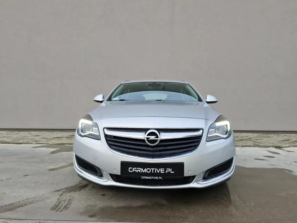 Opel Insignia Sports Tourer 2.0 170 KM
